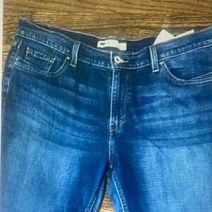 Levi’s Vintage Bermuda Knee Length Blue Denim Jean Women’s Shorts Size 16